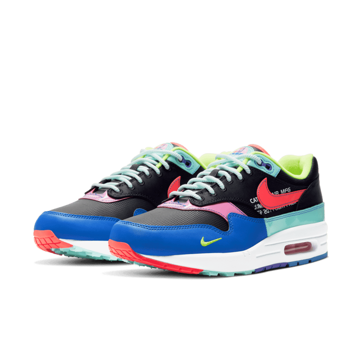 Nike Air Max 1 Black Hyper Grape Angle 2