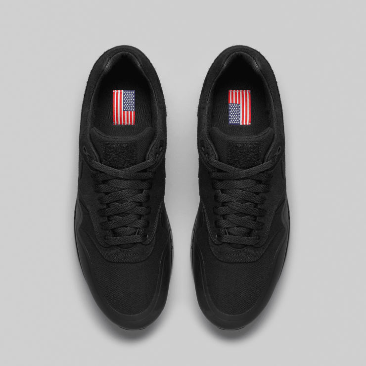 Nike Air Max 1 Patch Black Angle 1