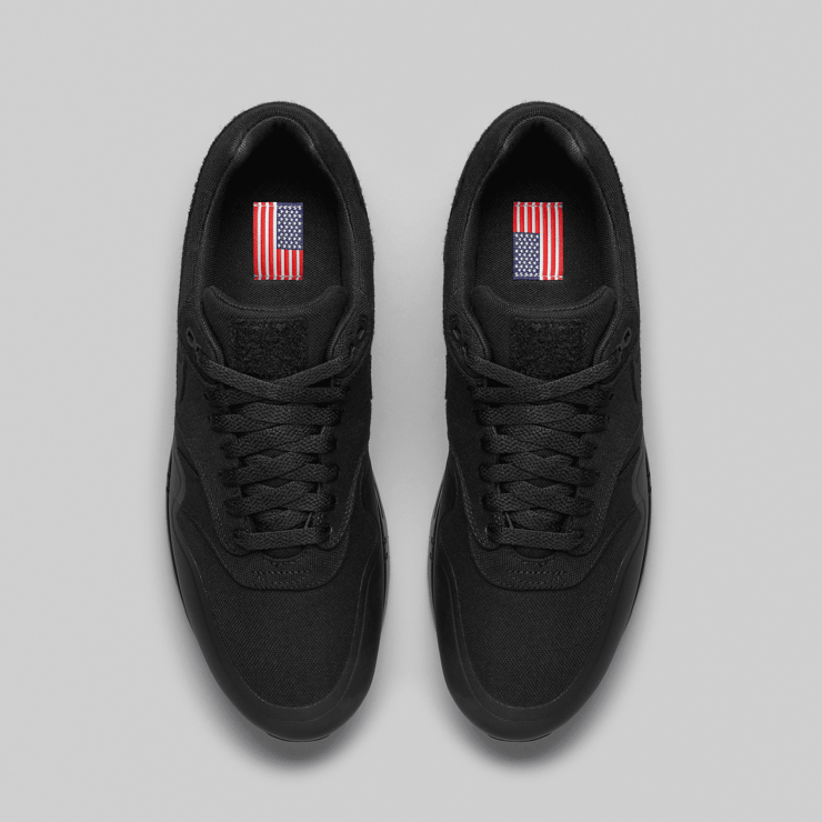 Nike Air Max 1 Patch Black Angle 1