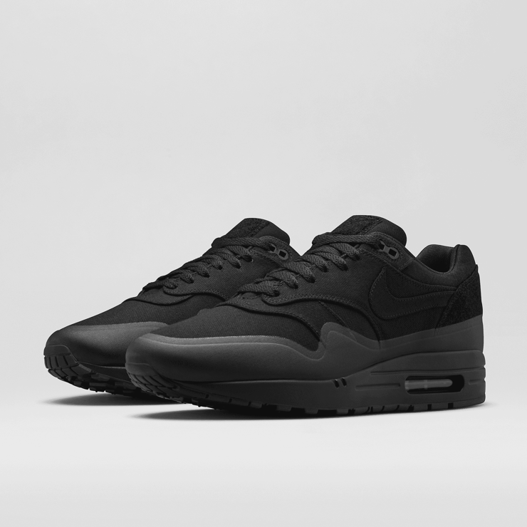 Nike Air Max 1 Patch Black Angle 2