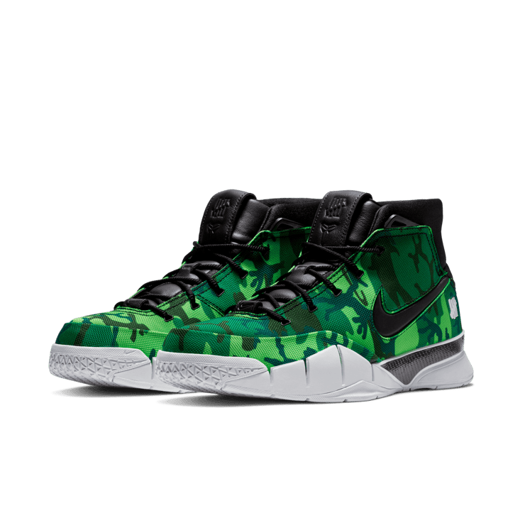 Nike Kobe 1 Protro Undefeated Green Camo (Silver Lake) Angle 4