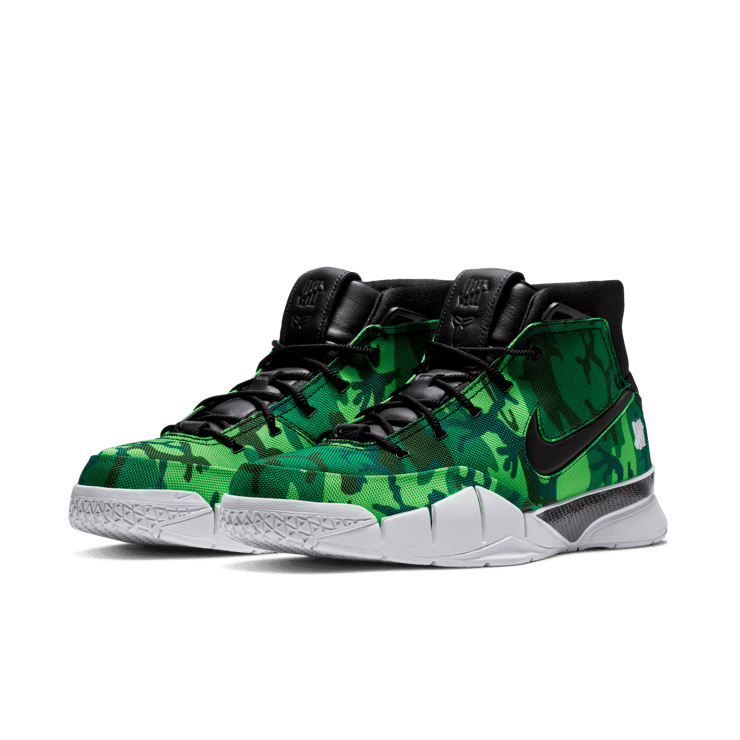 Nike Kobe 1 Protro Undefeated Green Camo (Silver Lake) Angle 4