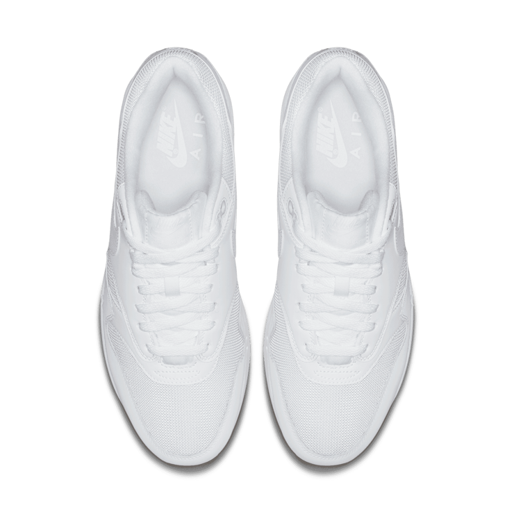 Nike Air Max 1 White Gum Sole Angle 1