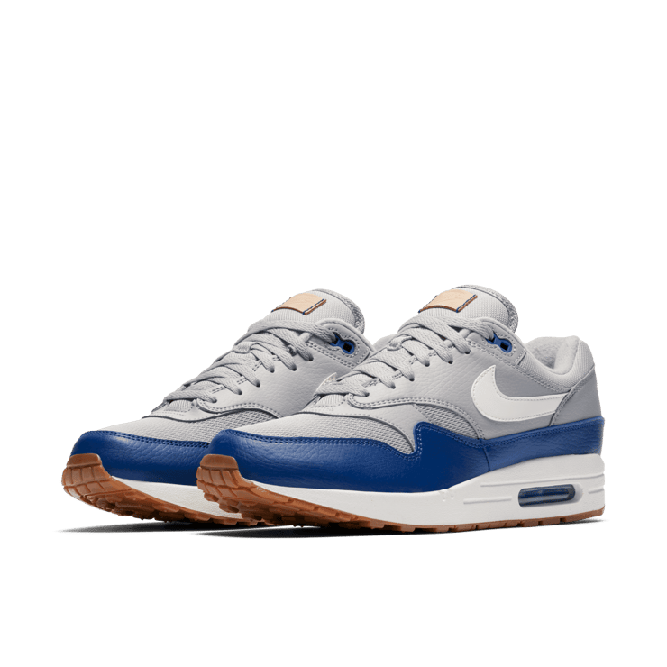 Nike Air Max 1 Atmosphere Grey Deep Royal Blue Angle 2