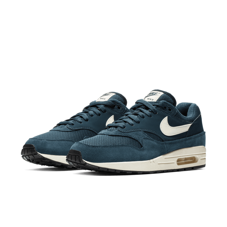 Nike Air Max 1 Armory Navy Angle 2