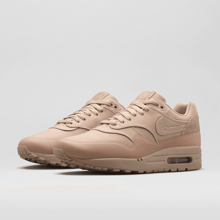 Nike Air Max 1 Patch Sand Angle 2