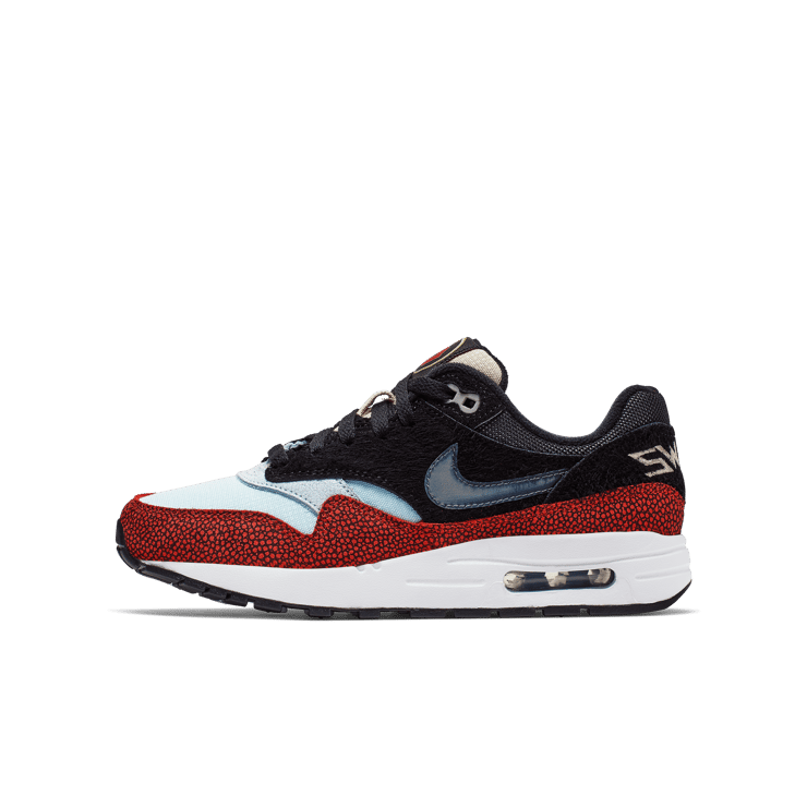 Nike Air Max 1 Swipa (GS) Angle 1