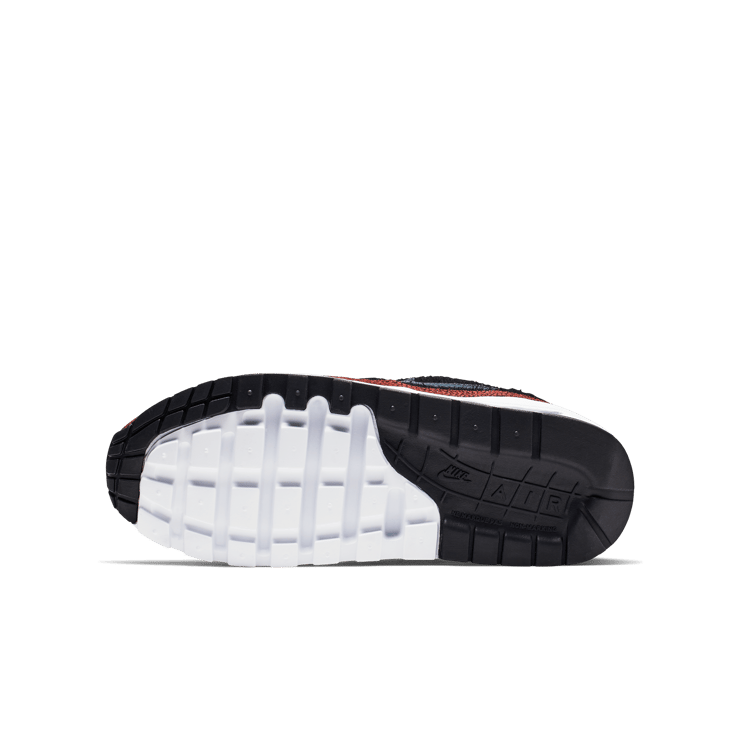 Nike Air Max 1 Swipa (GS) Angle 3