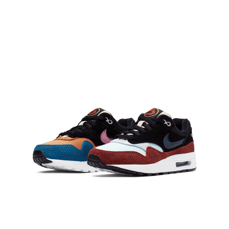 Nike Air Max 1 Swipa (GS) Angle 4