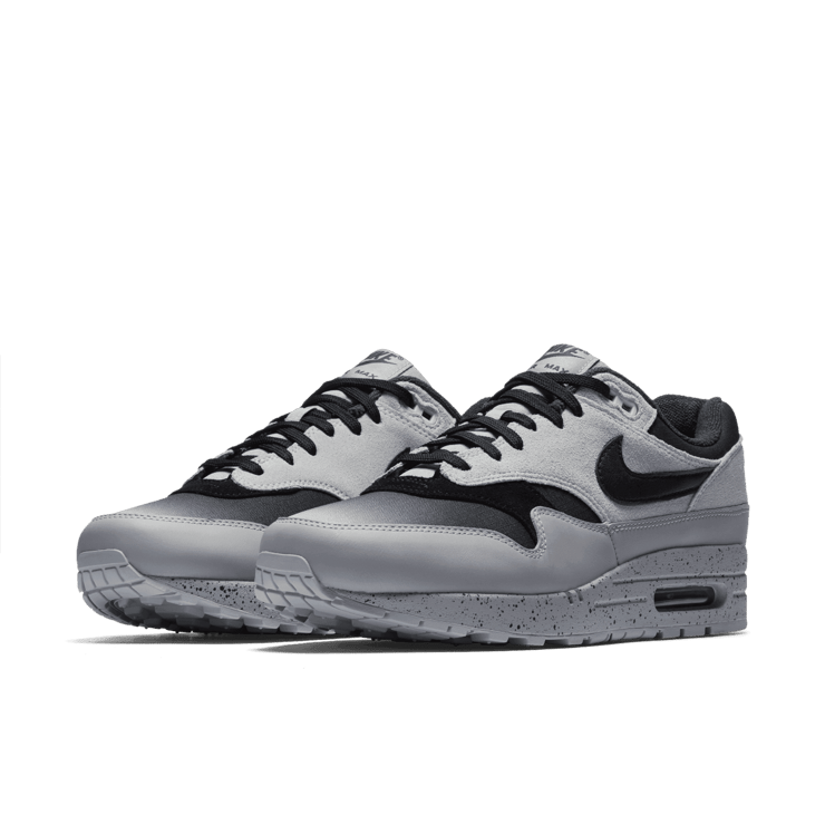 Nike Air Max 1 Gradient Toe Pure Platinum Angle 2