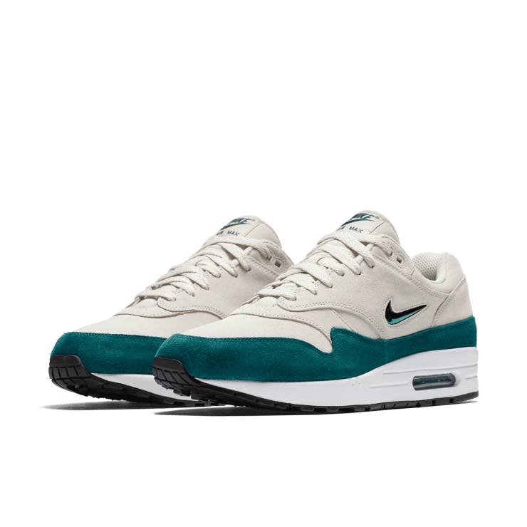 Nike Air Max 1 Jewel Atomic Teal Angle 2