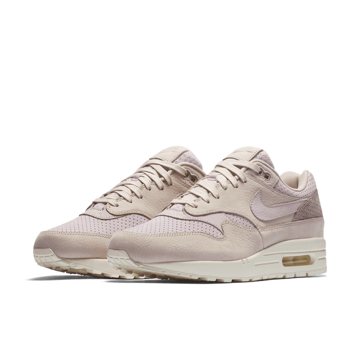 Nike Air Max 1 Pinnacle Arctic Pink Angle 2