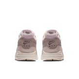Nike Air Max 1 Pinnacle Arctic Pink Angle 3