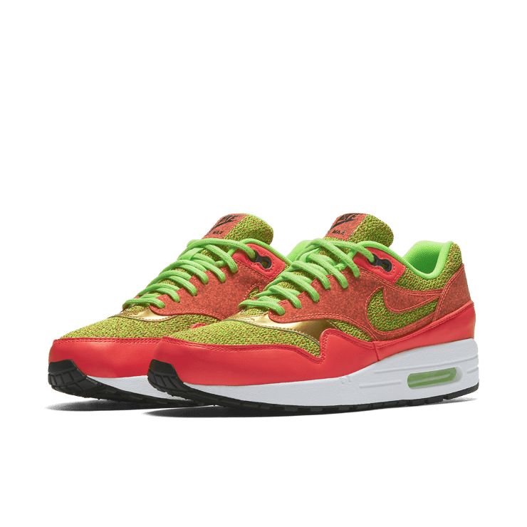 Nike Air Max 1 Se Ghost Green (W) Angle 2