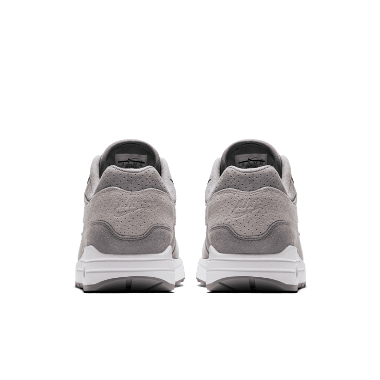 Nike Air Max 1 Cool Grey Wolf Grey Angle 3