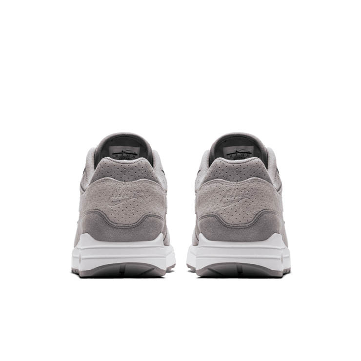 Nike Air Max 1 Cool Grey Wolf Grey Angle 3