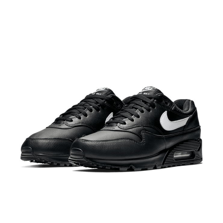 Nike Air Max 90/1 Black White Angle 2