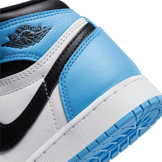 Air Jordan 1 Retro High OG UNC Toe (GS) Angle 5