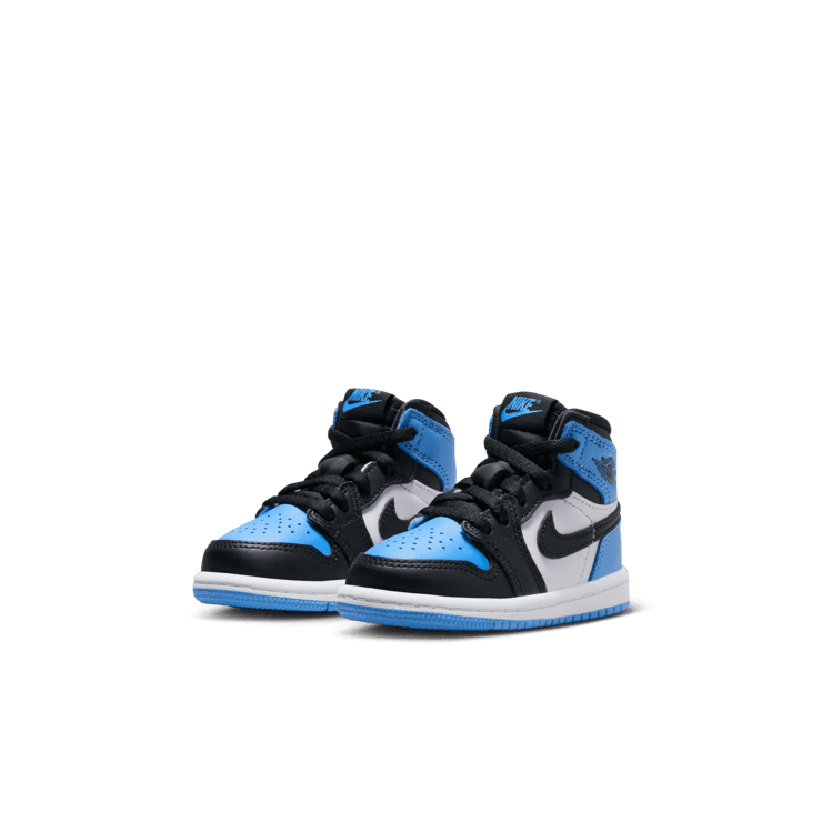 Air Jordan 1 Retro High OG UNC Toe (TD) Angle 2