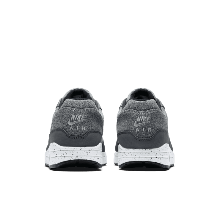 Nike Air Max 1 Wolf Grey Dark Grey Angle 3