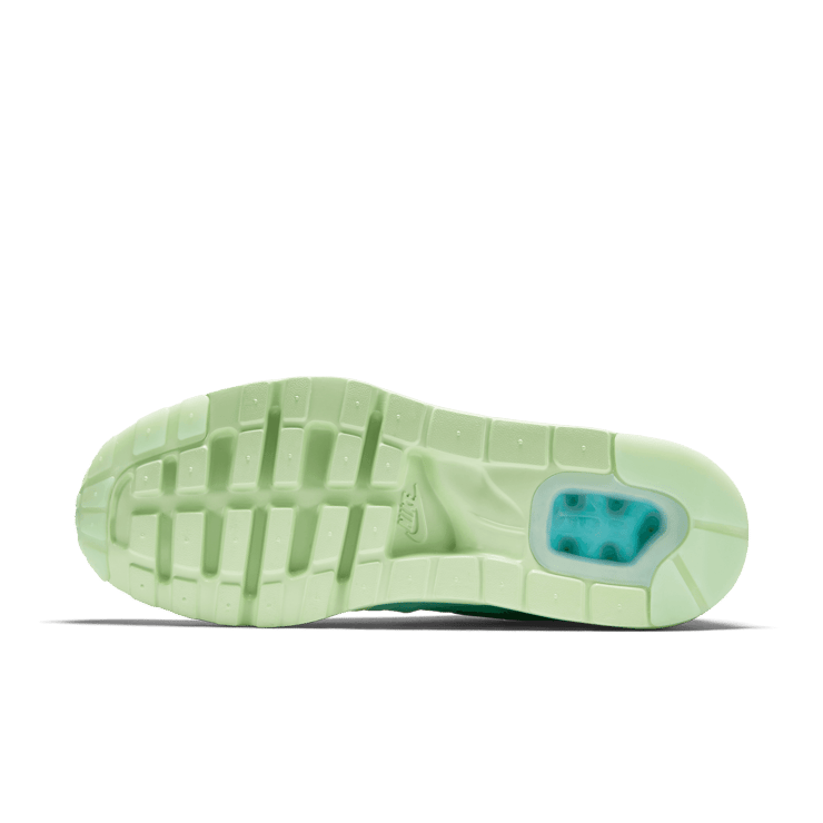 Nike Air Max 1 Ultra Moire Green Glow Angle 0