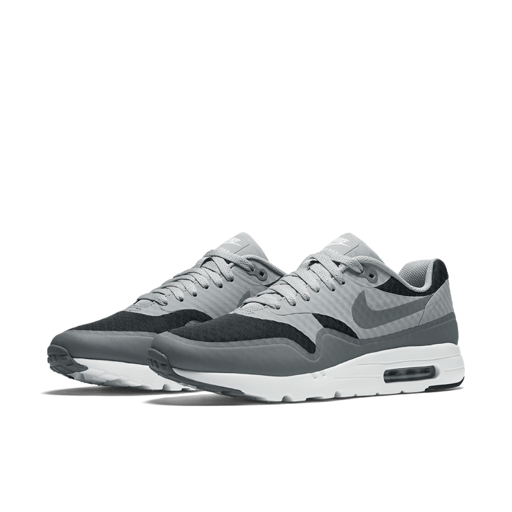 Nike Air Max 1 Ultra Essential Black/Cool Grey-Wolf Grey Angle 2