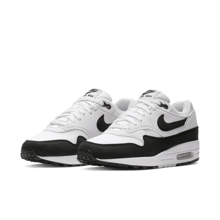 Nike Air Max 1 White Black (W) Angle 2