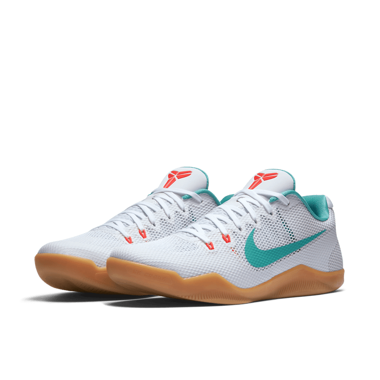 Nike Kobe 11 EM Low Summer Pack Angle 2