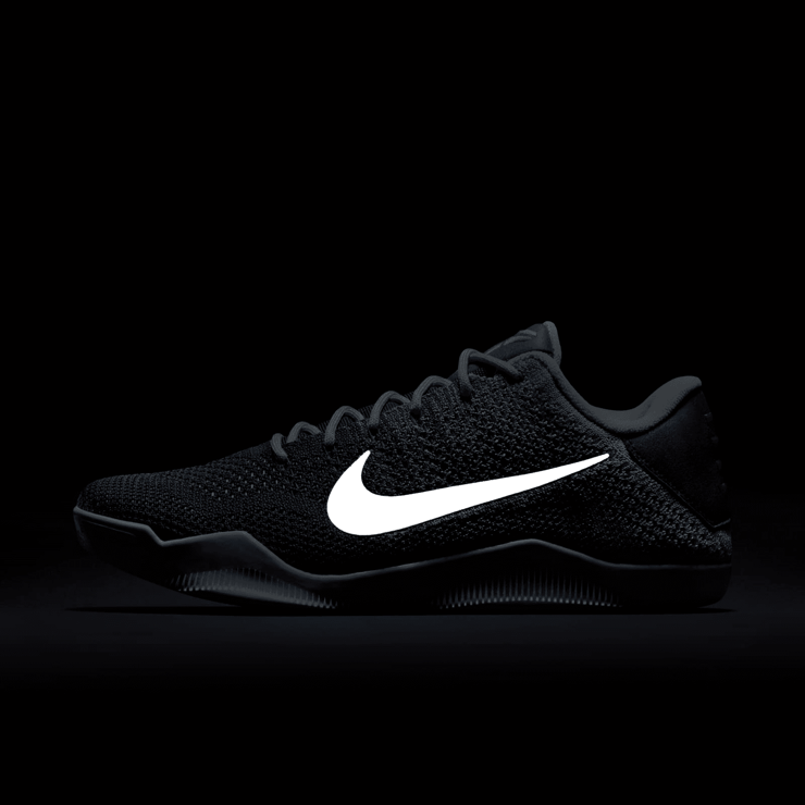 Nike Kobe 11 Brave Blue Angle 4