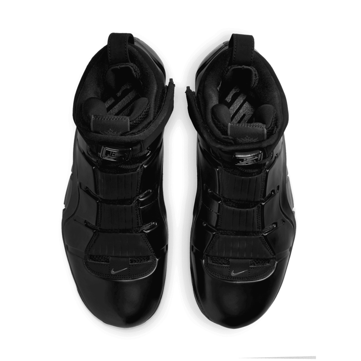 Nike LeBron 4 Black Anthracite Angle 1