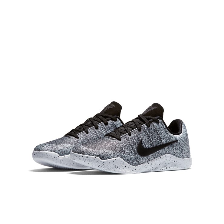 Nike Kobe 11 Elite Low Oreo (GS) Angle 2