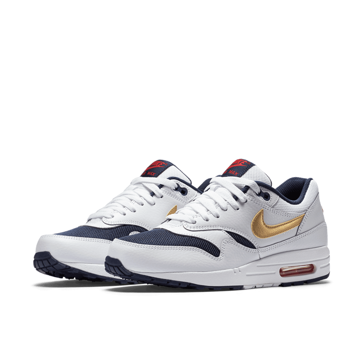 Nike Air Max 1 Essential Olympic (2015) Angle 2
