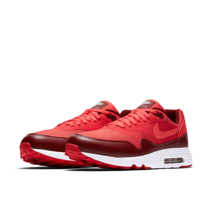 Nike Air Max 1 Ultra 2.0 Essential Track Red/Track Red-Team Red Angle 2
