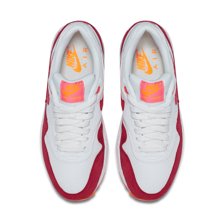 Nike Air Max 1 Fireberry (W) Angle 1