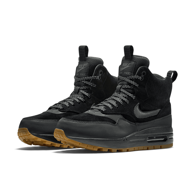 Nike Air Max 1 Mid Sneakerboot Black/Black-Gum Medium Brown (W) Angle 2