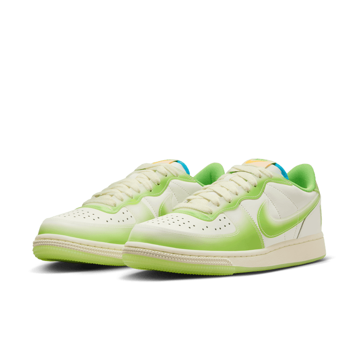 Nike Terminator Low Sofvi (W) Angle 2