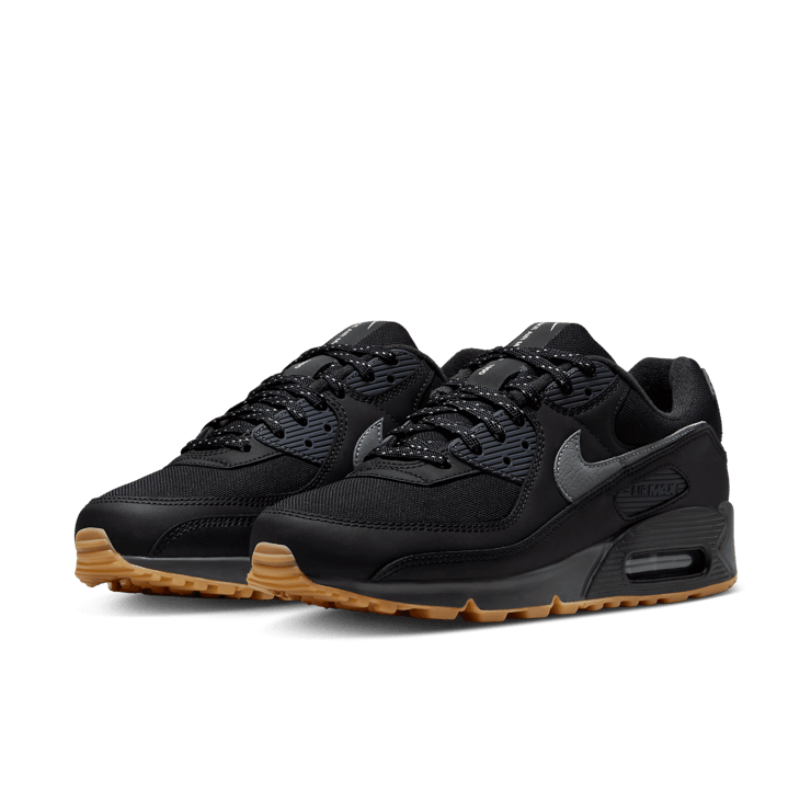 Nike Air Max 90 Black Smoke Grey Gum Angle 2