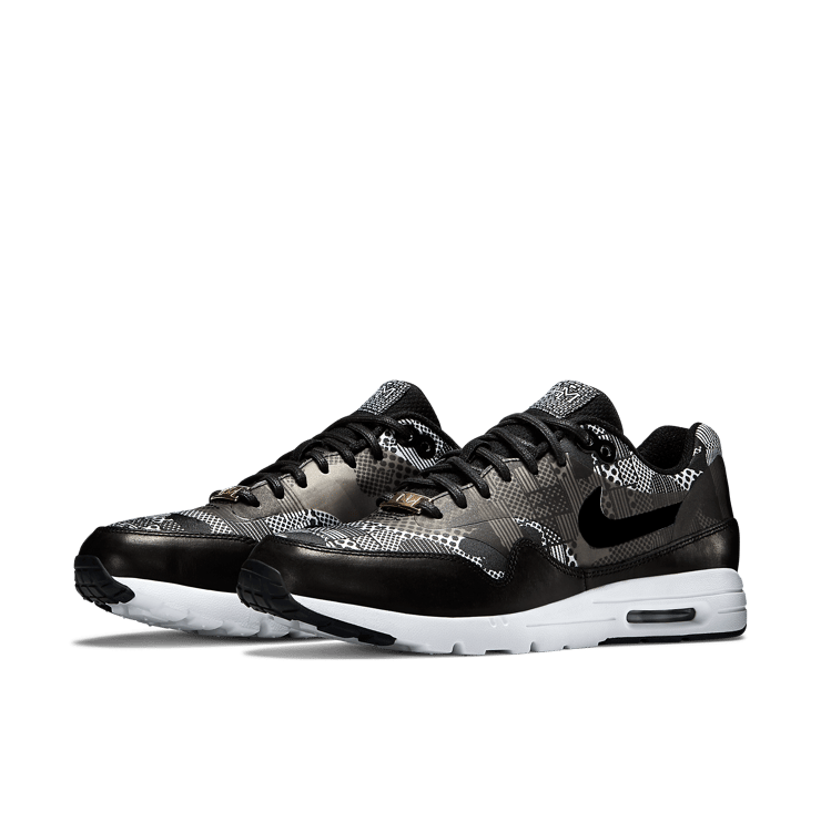 Nike Air Max 1 Ultra Moire Black History Month (W) Angle 2