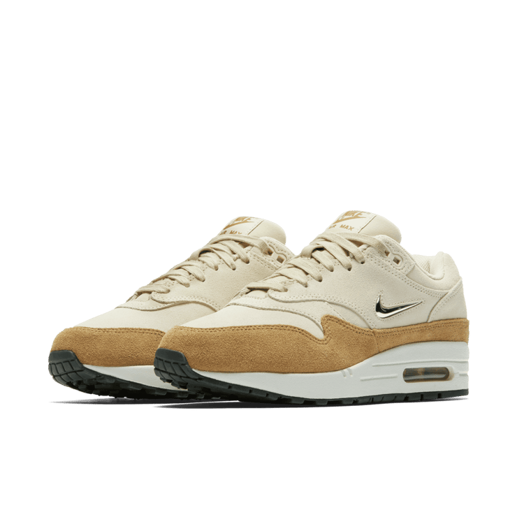 Nike Air Max 1 Premium SC Beach (W) Angle 2