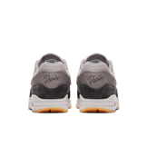 Nike Air Max 1 Paris Bespoke (W) Angle 3