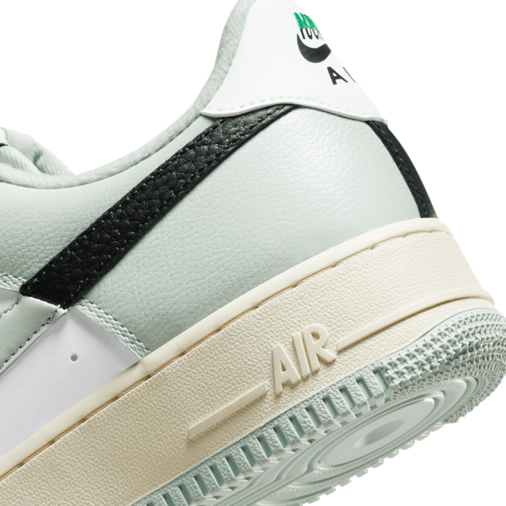 Nike Air Force 1 Low Split Light Silver Angle 7