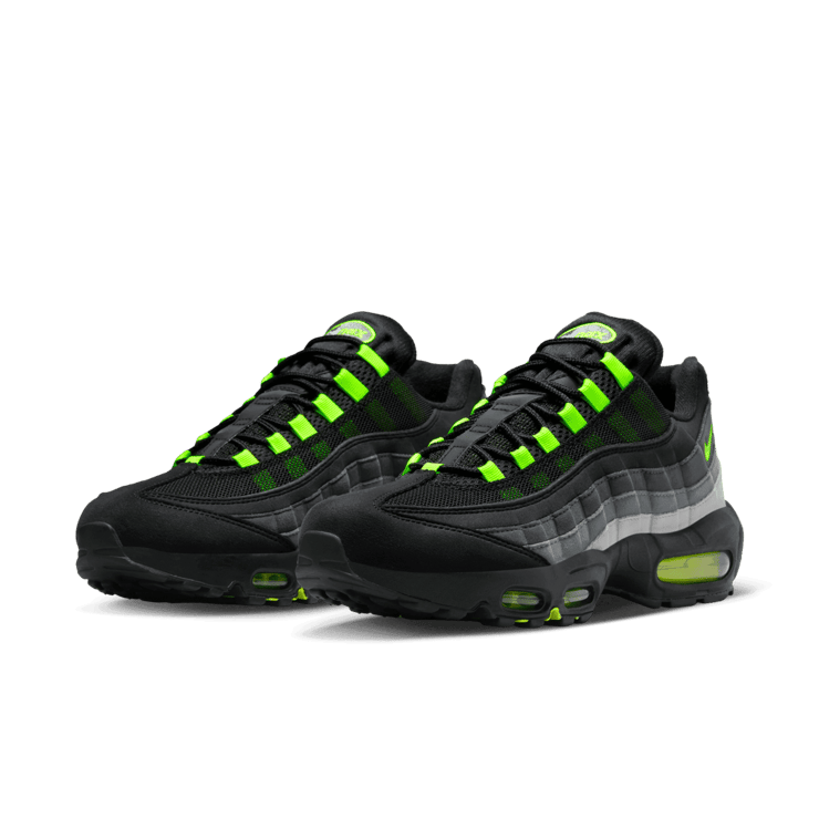 Nike Air Max 95 Black Neon Angle 2