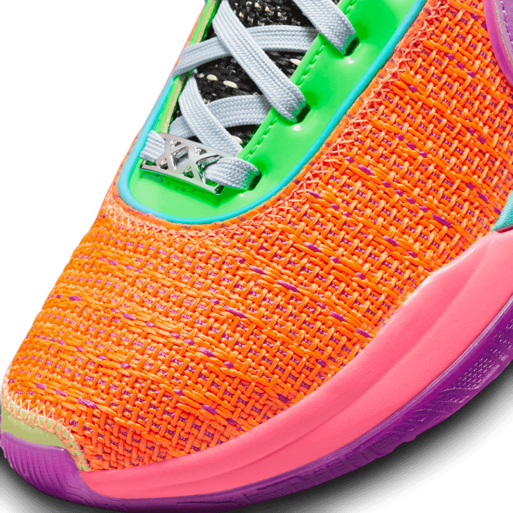 Nike LeBron 20 Chosen 1 (GS) Angle 4