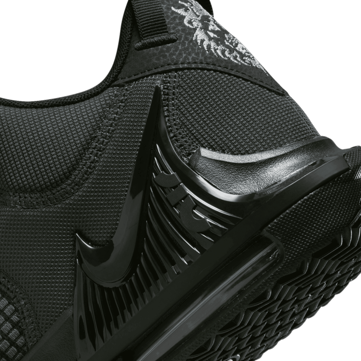 Nike LeBron Witness 7 Black Anthracite Angle 5
