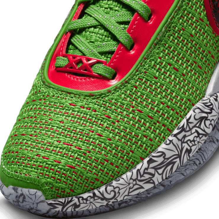 Nike LeBron 20 Stocking Stuffer (GS) Angle 4