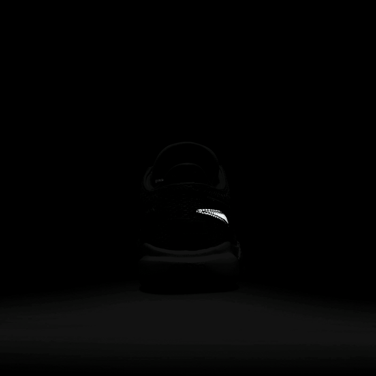 Nike LeBron 20 Stocking Stuffer (GS) Angle 7