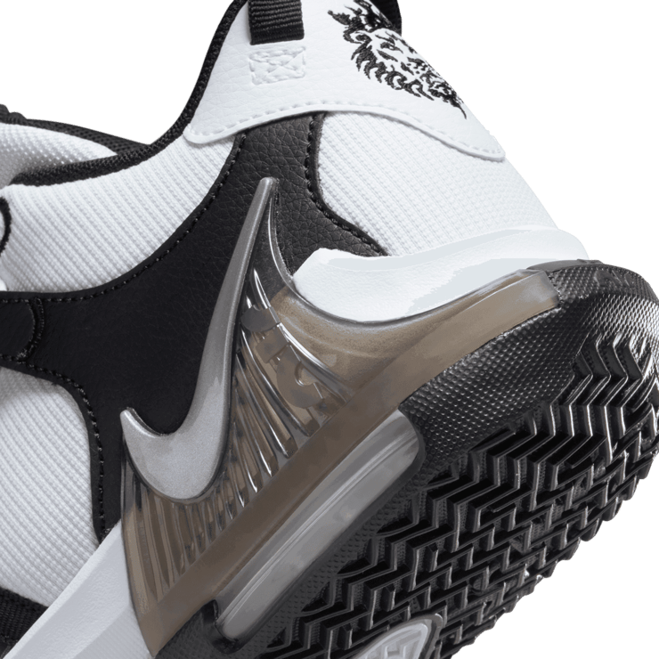 Nike LeBron Witness 7 White Black (GS) Angle 5