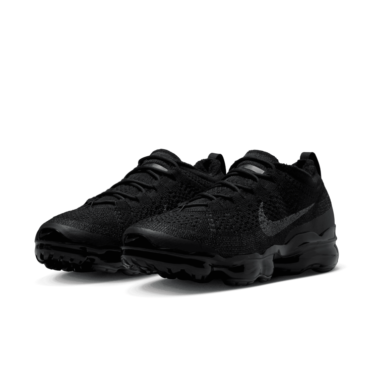 Nike VaporMax 2023 Flyknit Triple Black Angle 4