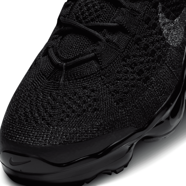 Nike VaporMax 2023 Flyknit Triple Black Angle 6