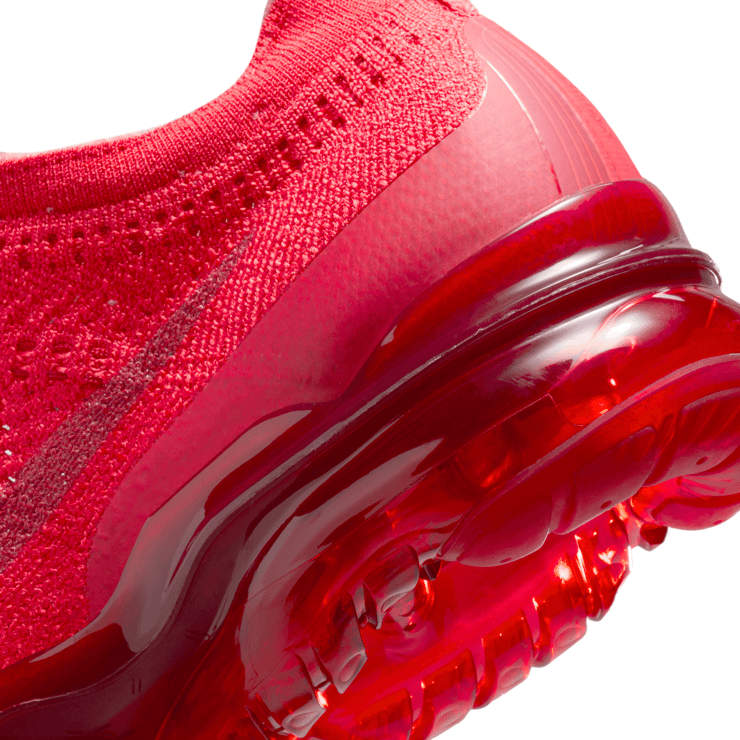 Nike Air VaporMax 2023 Flyknit Triple Red Angle 7